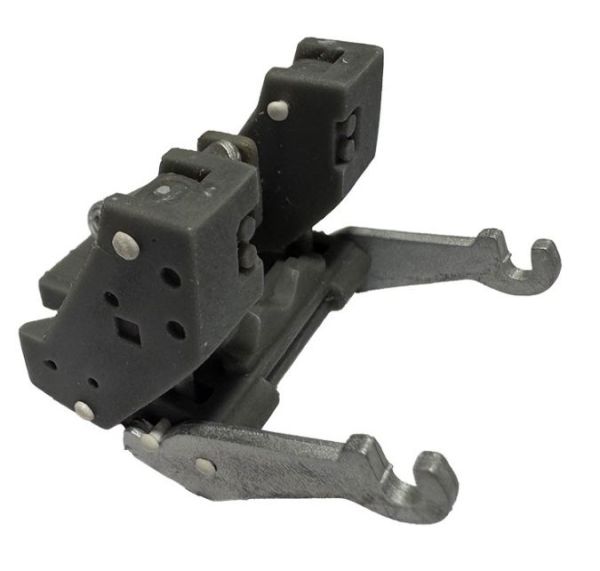 ART04132 - John Deere 8 Frontkraftheber-Set zum Zusammenbauen und Lackieren - 1