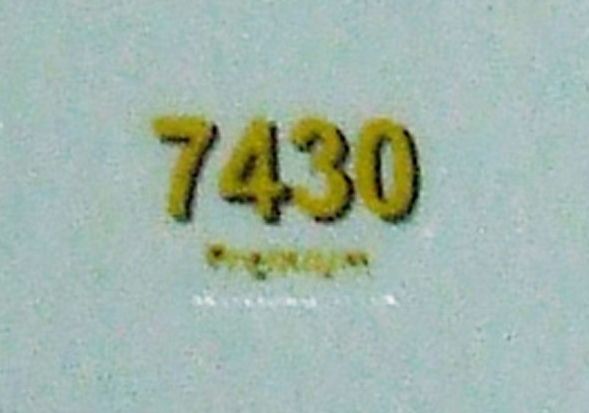 ART04601 - Aufkleber JD7430 - 1