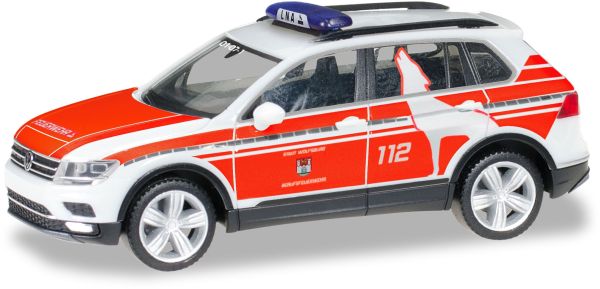 HER095273 - VOLKSWAGEN Tiguan Feuerwehrauto Wolfsburg - 1