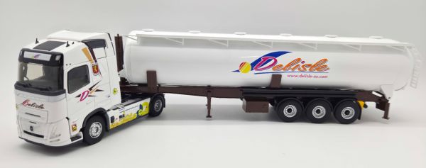 ELI118833 - VOLVO FH Aero 4x2 mit Sprühtankwagen DELISLE - 1