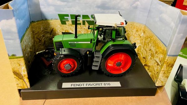 CW0164 - FENDT 816 feine Räder - 1