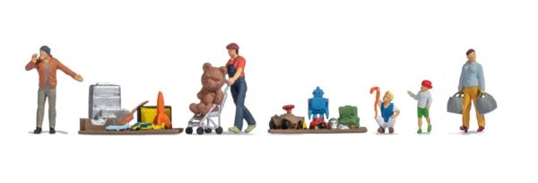 NOC16282 - 5 Figuren mit thematisch passenden Ständern – Flohmarkt - 1