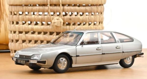 NOREV181810 - CITROEN CX 2200 Pallas 1976 Largentièregrau - 1