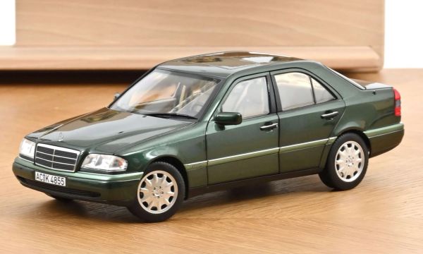 NOREV183372 - MERCEDES-BENZ C-Klasse 1993 Malachitgrün - 1