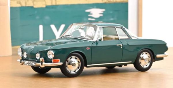 NOREV188648 - Volkswagen Karmann Ghia 1500, Baujahr 1963 maroongrün - 1