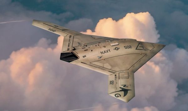 ITA1421 - X-47B US Navy Prototyp eines Kampfflugzeugs zum Zusammenbauen und Lackieren - 1