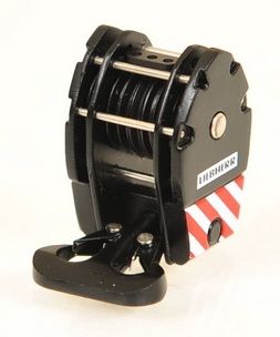YCC211 - Haken 143 Tonnen 7 Rollen 