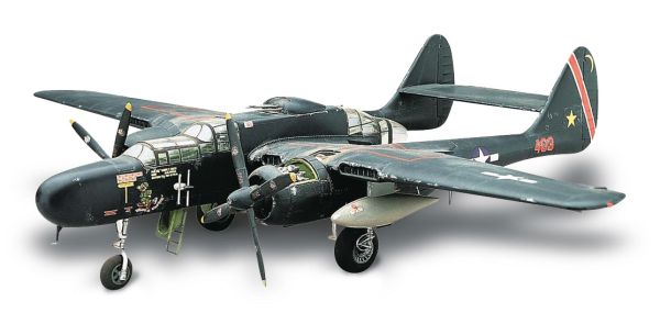 REV17546 - Black Widow P-61 Flugzeug zum Zusammenbauen - 1