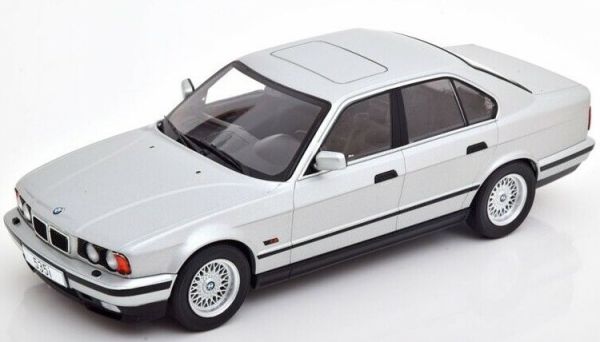 MOD18158 - BMW 5er E34 1992 grau - 1