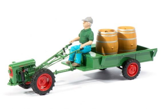 SCH8952 - HALTER Pinne mit Anhänger eine Figur und zwei Fässer - 1