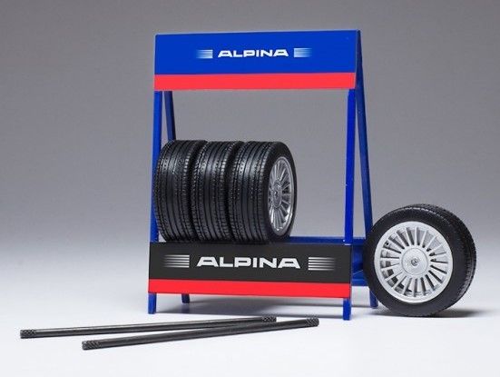 IXO18SET003W - Gepäckträger mit 4 ALPINA Reifen - 1