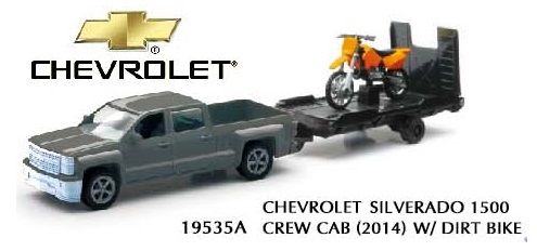 NEW19815B - CHEVROLET Silverado 1500HD mit Anhänger und Motocross Orange abholen - 1