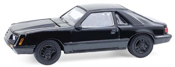GREEN28170-F - 1979 Ford Mustang Schwarz aus der Black Bandit-Serie BANDIT-Serie in Blisterverpackung - 1