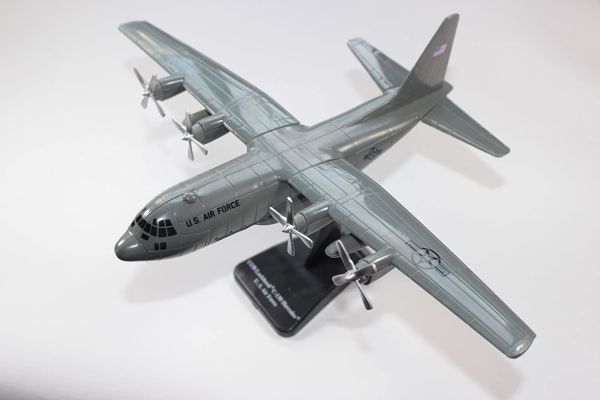 NEW20105D - LOOCKHEED C-130 HERCULES US LUFTWAFFE - 1