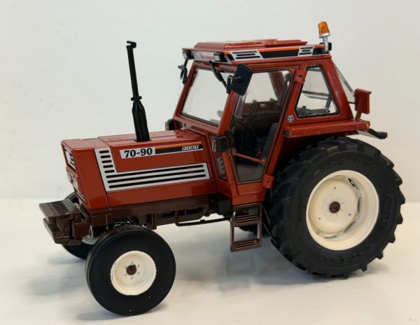 ROS30252 - FIAT 70-90 2WD Super-Komfortkabine – Limitiert auf 500 Stück. - 1