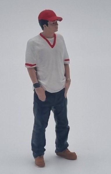 ATLAN32039 - Junger Mann mit Kappe - 1