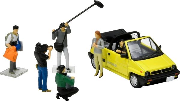 TOM324751 - Fernsehteam mit gelbem Honda City Cabriolet und Zubehör - 1