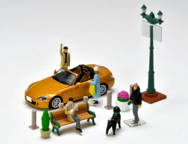 TOM328292 - Eckgrundstück 2 mit orangefarbenem Honda S2000 und Zubehör - 1