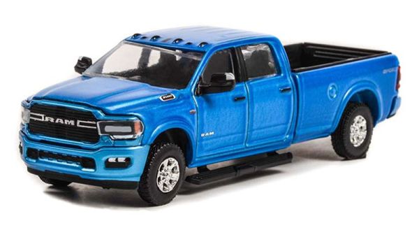 GREEN35230-F - DODGE Ram 3500 Big Horn Sport 4x4 2021 aus der ALL-TERRAIN-Serie unter Blisterverpackung. - 1