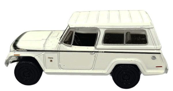 GREEN35310-C - 1971 JEEP Jeepster Commando (white) - ALL-TERRAIN series (blister pack) - 1