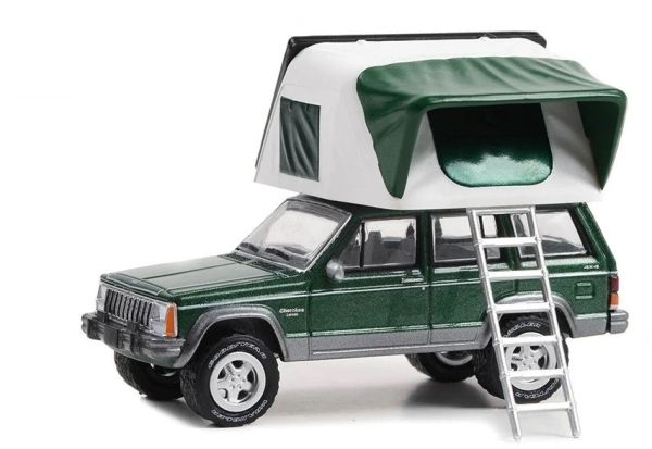 GREEN38050-E - 1992 Jeep Cherokee Laredo in Grün aus der Serie „The Great Outdoors“ GREAT OUTDOORS-Serie in Blisterverpackung - 1