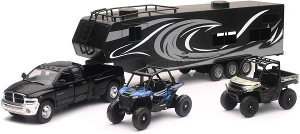 NEW37046 - Wohnmobil mit RANGER XP1000 und zwei POLARIS RZR XP turbo. - 1
