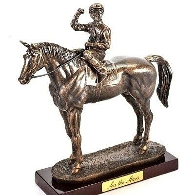 ATL4652117 - Rennpferd-Statue – Sea the stars - 1