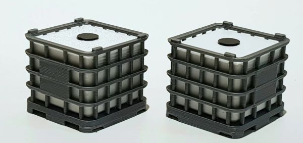 MSM5472/01 - 2 IBC-Wassertanks - miniat. - 1