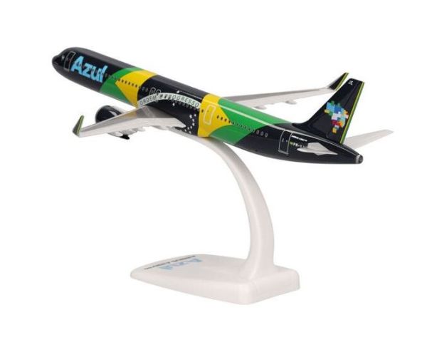 HER613682 - Flugzeug AIRBUS A321neo Azul Brazilian Airlines Brasilianische Flaggenlackierung - 1