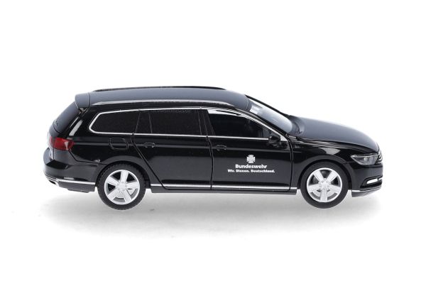 HER700870 - VOLKSWAGEN Passat Variant Bundeswehr schwarz - 1