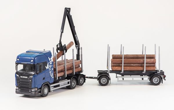 EMEK70674 - SCANIA S730 6x4, blauer Sattelzug mit 1+1-achsigem Holztransportanhänger - 1