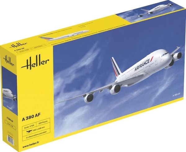 HEL80436 - Airbus A380 Air France-Passagierflugzeug wird montiert und lackiert - 1