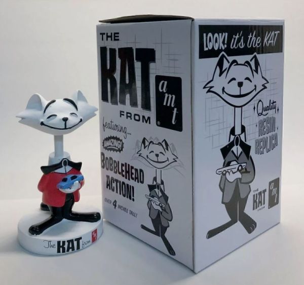 AMT943R/24 - Figur aus Kunstharz – Bobblehead - 1