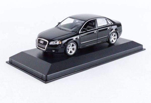 MXC940014400 - AUDI A4 2004 Schwarz - 1