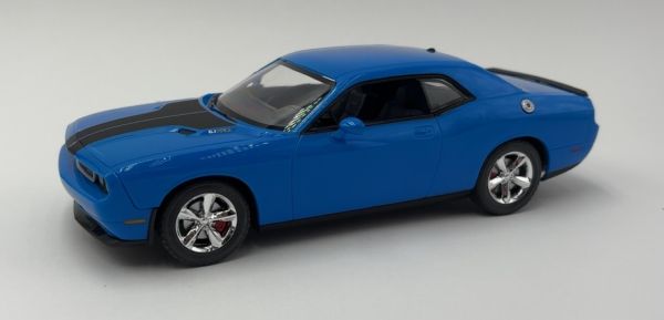 AMT694/12 - DODGE Challenger SRT8 2010 blau - 1
