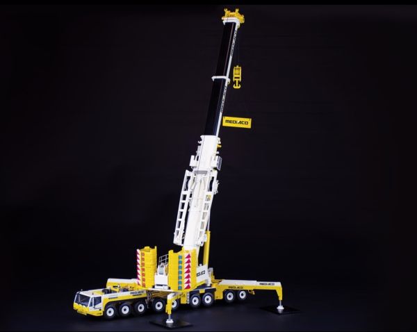 IMC32-0138 - Mobiler Kran DEMAG AC 700-9 MEDIACO - 1