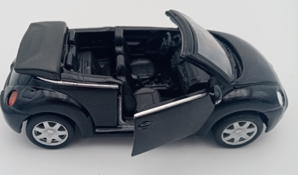 WEL2035BL - Metallisch schwarzes Auto VOLKSWAGEN NEW BEETLE Cabriolet Reibungsmodell ohne Box verkauft - 1