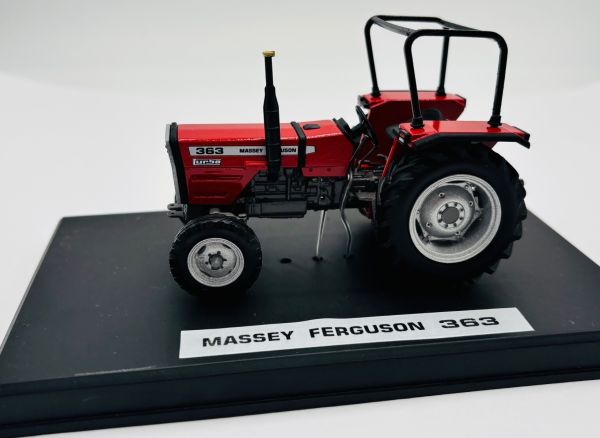 CW0296 - MASSEY FERGUSON 363 Zweirad - 1