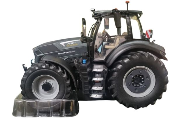 UH6484 - DEUTZ-FAHR 7250 TTV Warrior Vert Matt – Limitierte Auflage 1000 Stück - 1