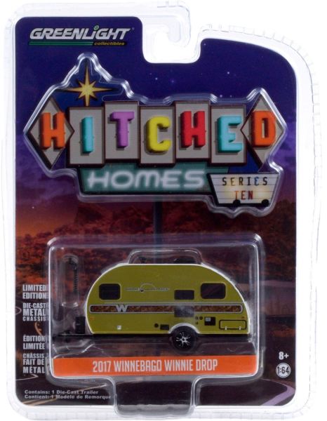 GREEN34100-C - WINNEBAGO Winnie Drop 2017 1-Achser grün-weißer Wohnwagen der Serie Hitched Homes in Blisterverpackung - 1