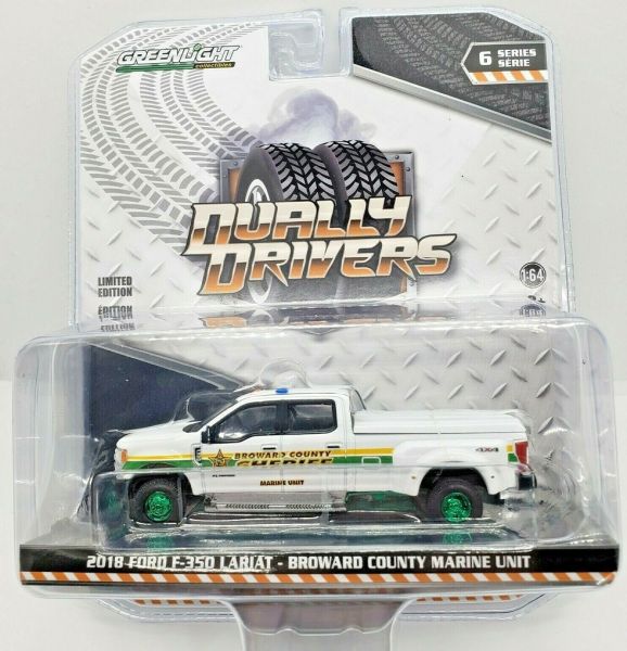 GREEN46060-CVERT - FORD F-3500 Lariat Doppelkabinen-Pick-up 2018 Broward County Marine Unit; grüne Felgen; Dual Drivers Series; grüne Metallversion; wird im Blister verkauft - 1