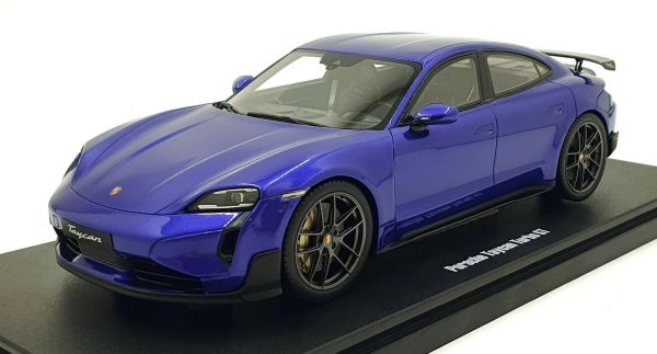 GT520 - 2023 PORSCHE Taycan Turbo – Metallic-Violett - 1