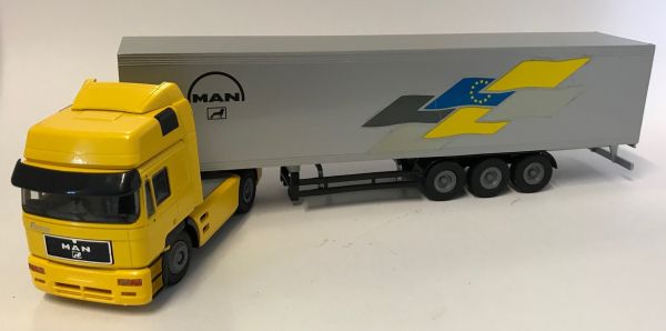 CON6107/02 - MAN F2000 4x2 und MAN Kofferanhänger - 1