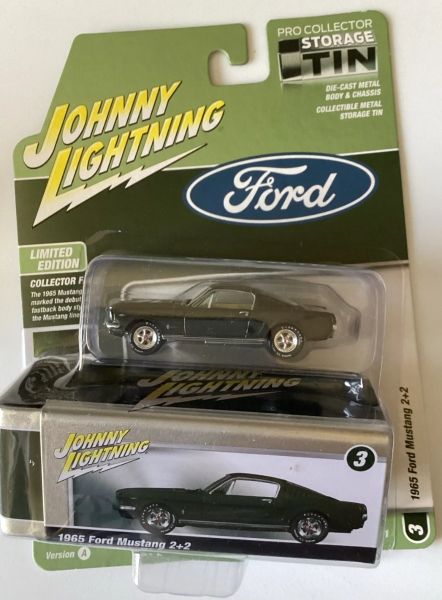 JLCT016A-C - 1965 Ford Mustang 2+2 Grün aus der Collector Tins Serie 2025, noch in Blisterverpackung - 1