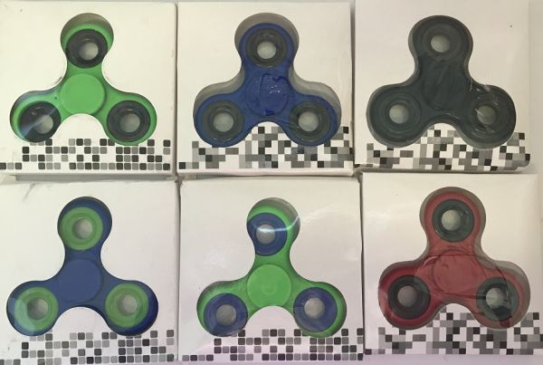 LP00943 - Hand Spinner - Zufällige Farbe - 1