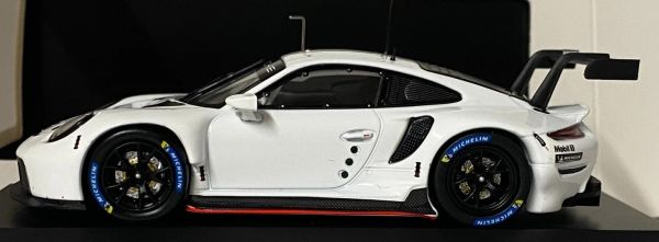 IXO-LEGT43-23011 - PORSCHE 911 RSR Plain Body White Edition - 1