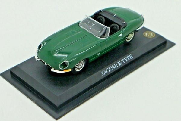 MAGDPETYPE - JAGUAR E-Type 1964 grünes offenes Cabriolet in beschädigtem Blister verkauft - 1