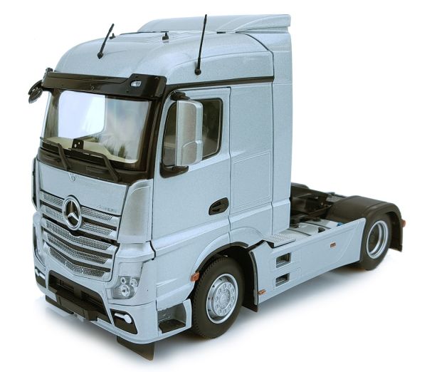 MAR1907-03 - MERCEDES Actros Streamspace 4x2 Grau - 1