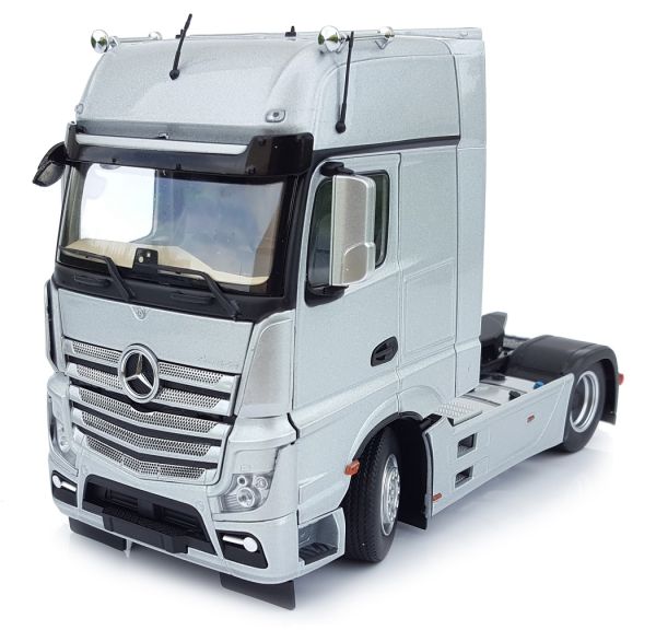 MAR1911-03 - MERCEDES Actros Gigaspace 4x2 Grau - 1