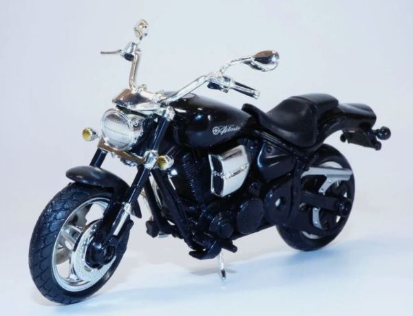 MMX76205-G - YAMAHA Road Star Warrior 2002 Schwarz - 1